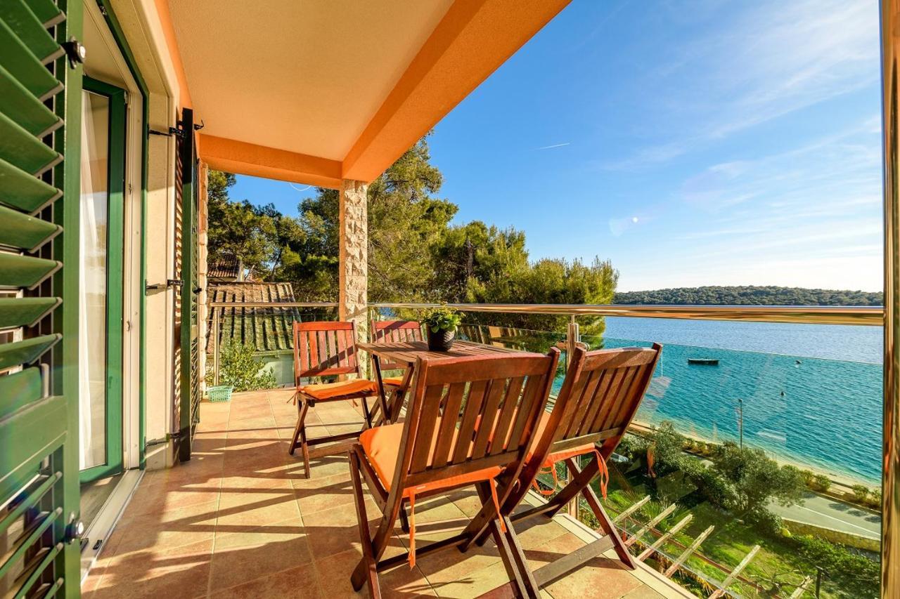 Villa Magnolia Мали-Лошинь Экстерьер фото