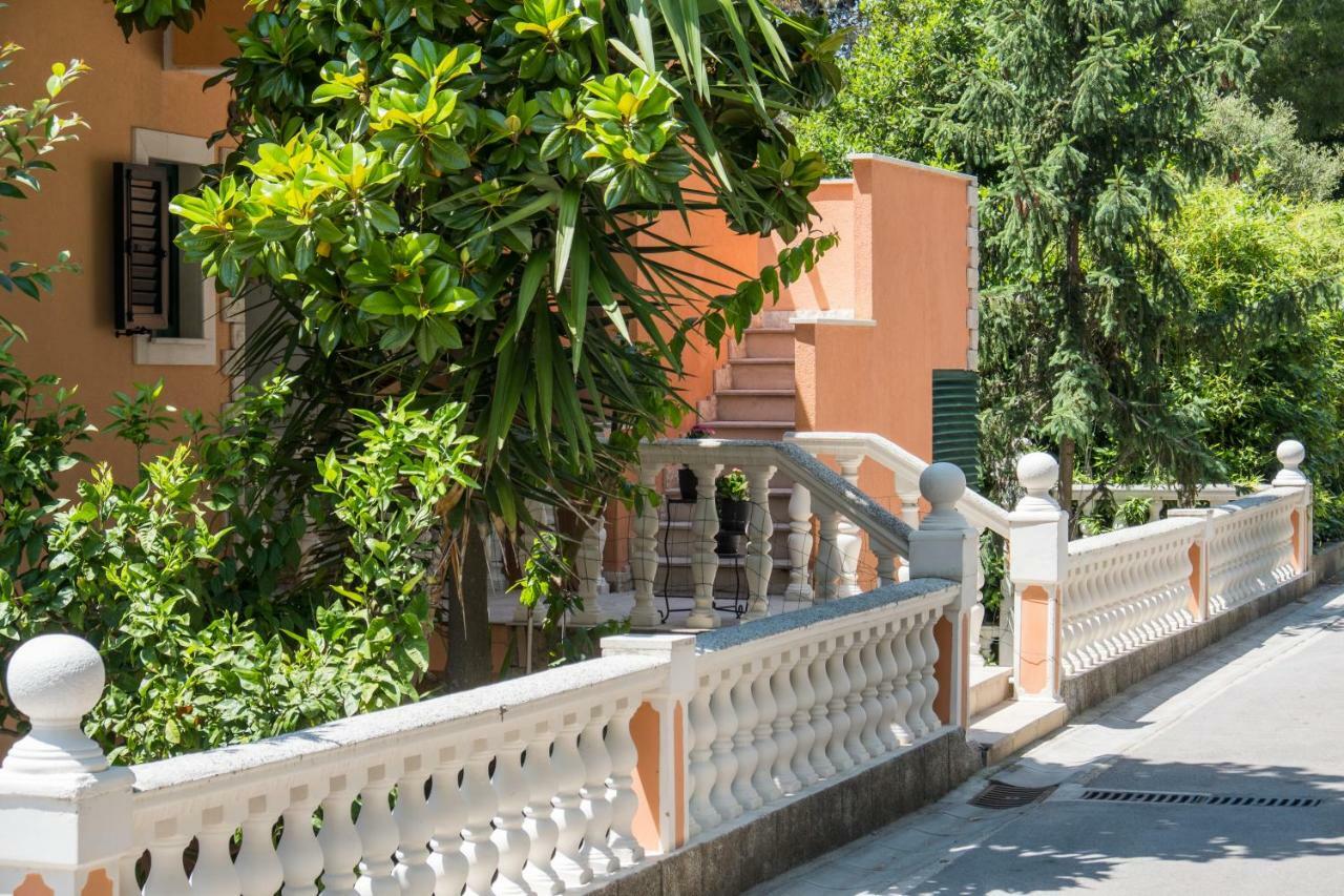 Villa Magnolia Мали-Лошинь Экстерьер фото